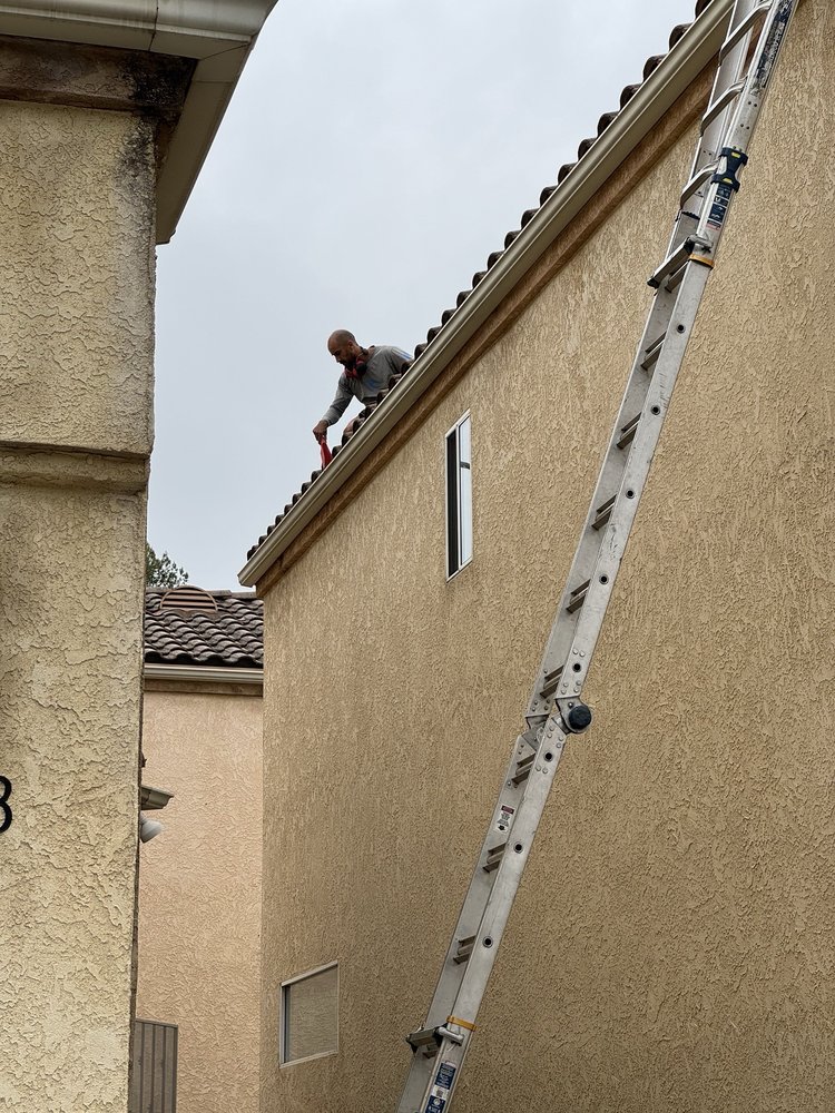 top gutter cleaning near fairbanks ranch ca