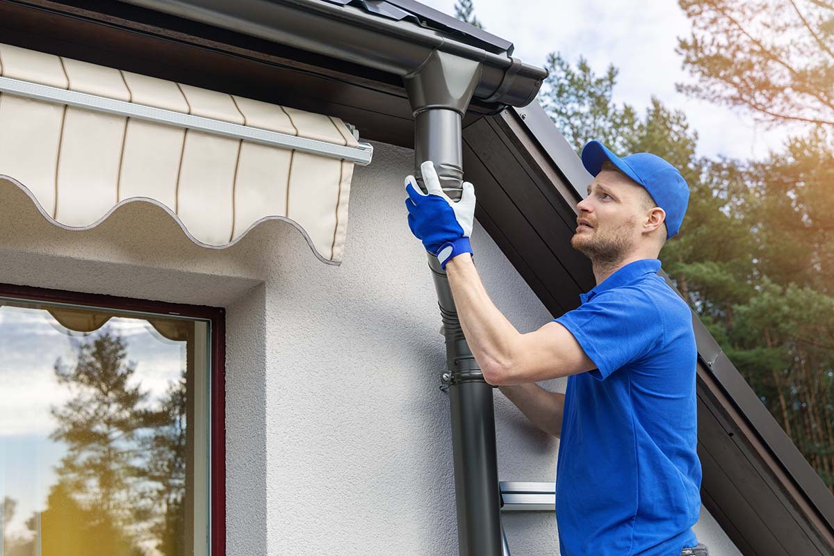 Gutter and Eavestrough Installation Services in Calgary
