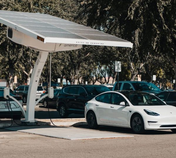 Do Electric Cars Need Oil Changes