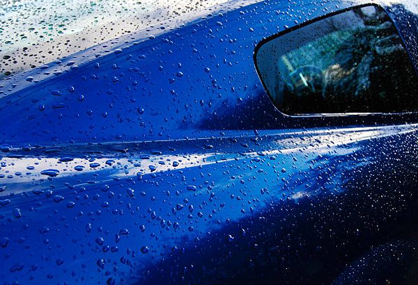how to remove water spots from car