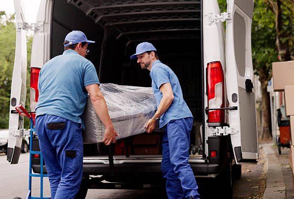 How Much Do you Tip Movers?